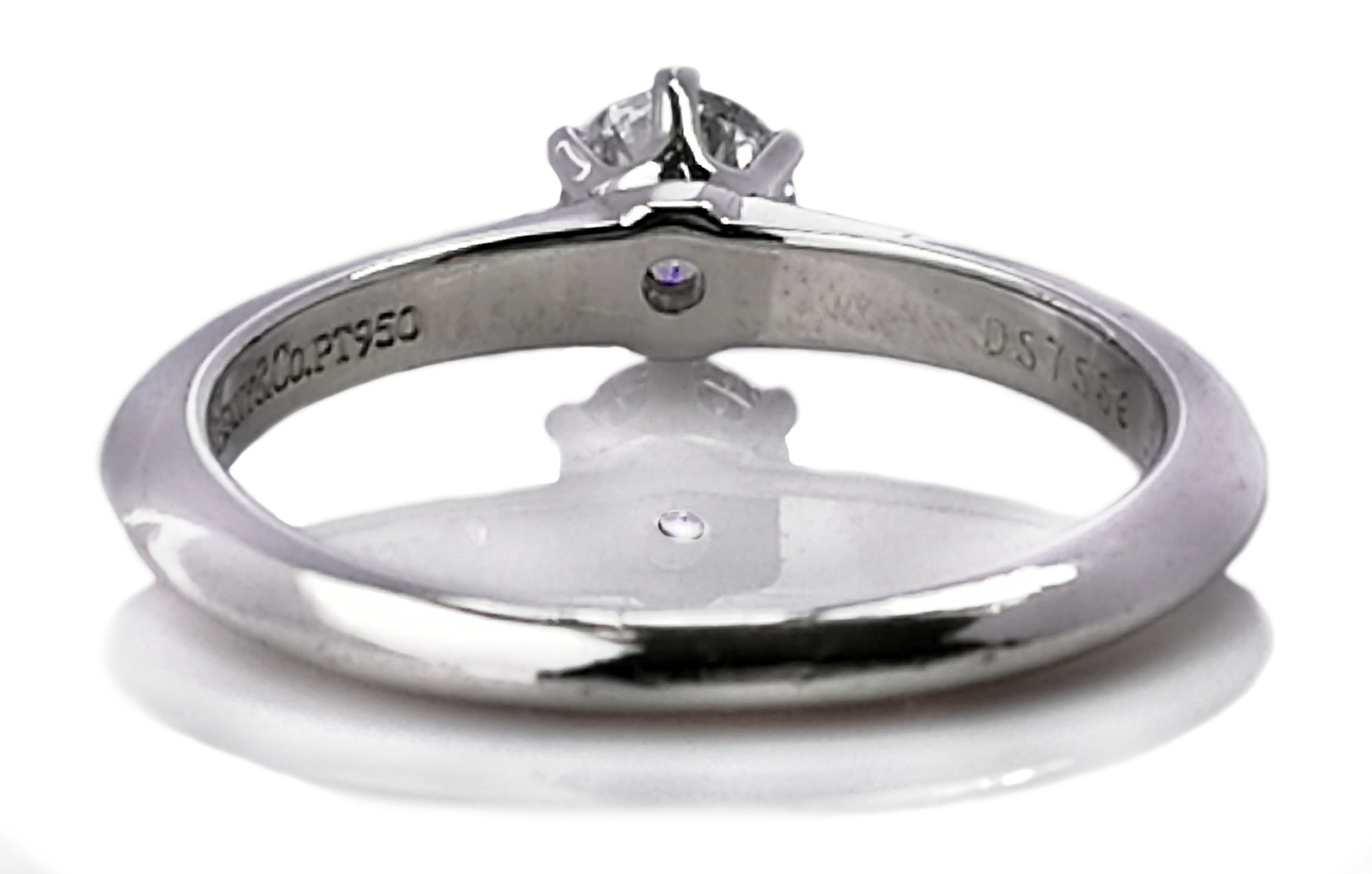 Tiffany & Co 0.30ct E/VVS2 Round Brilliant Cut Diamond Engagement Ring