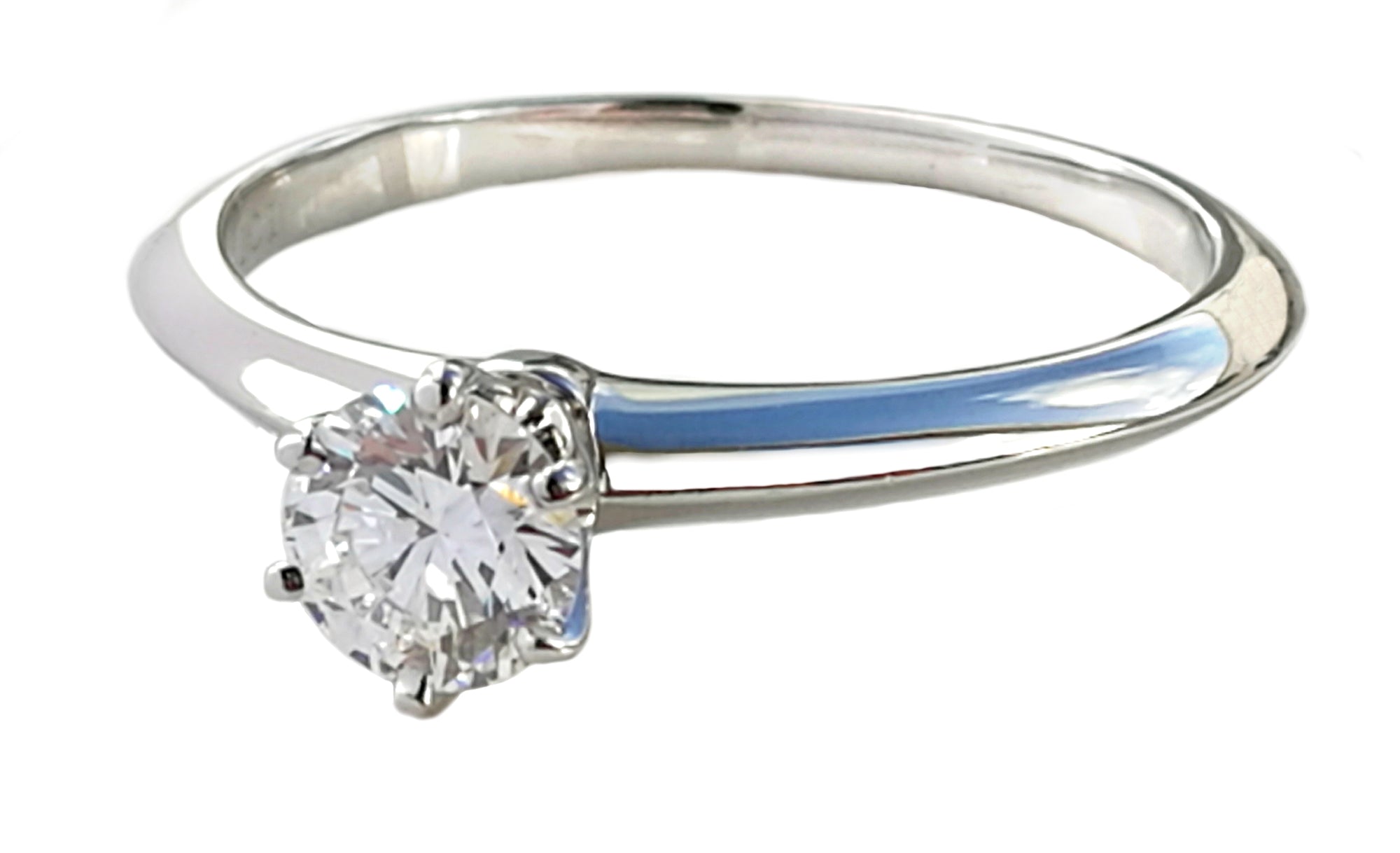 Tiffany & Co .48ct G/VS1 Round Brilliant Platinum Engagement Ring