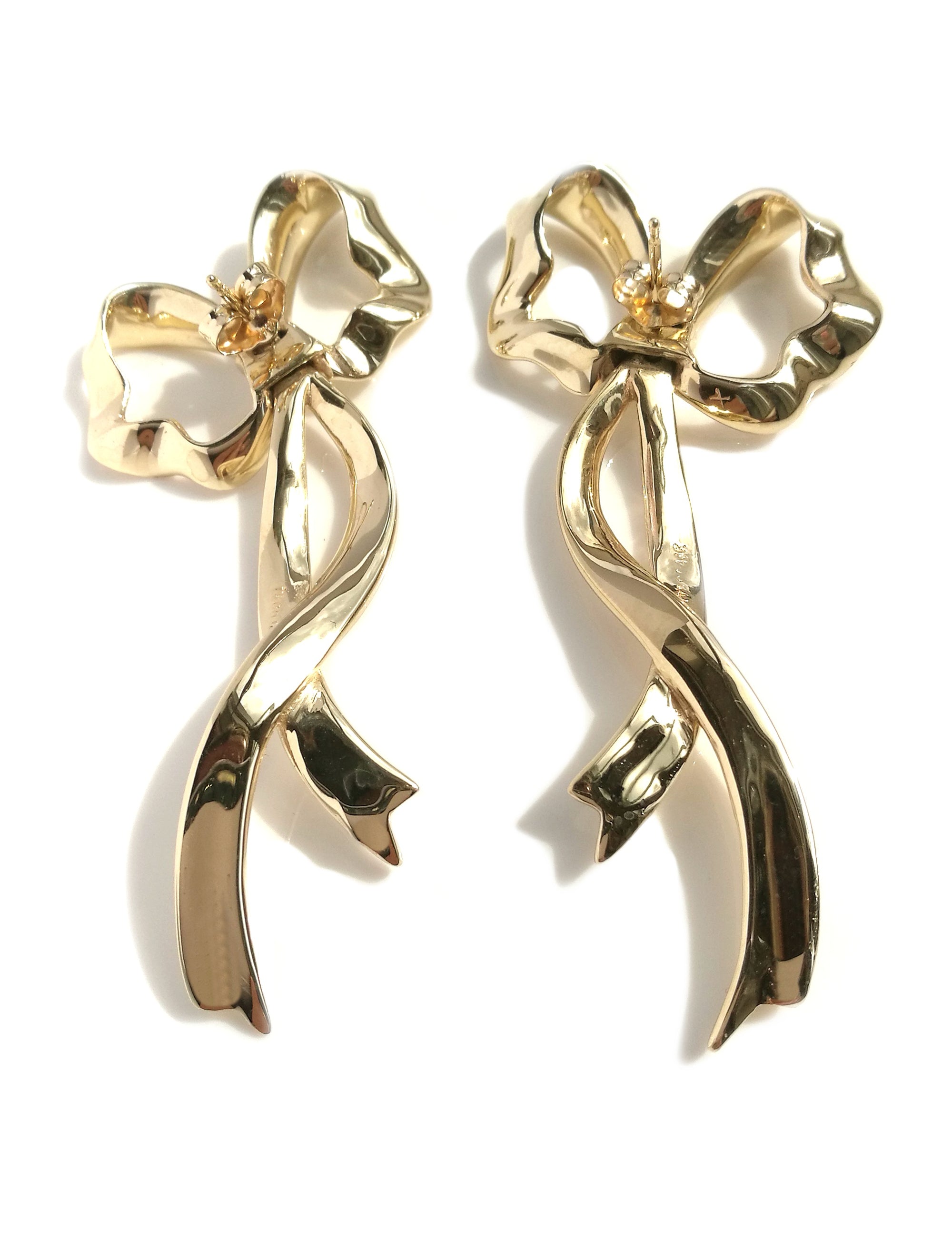 Vintage 1970s Tiffany & Co 14k Yellow Gold Ribbon Earrings