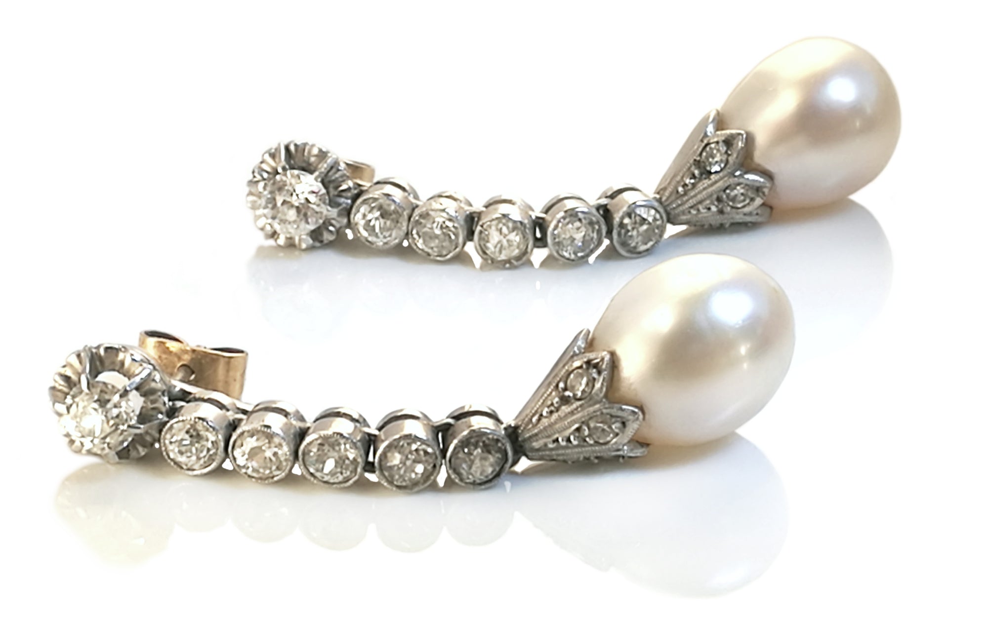 Art Deco 2.0tcw Old Cut Diamond & Cultured Pearl Pendant Earrings