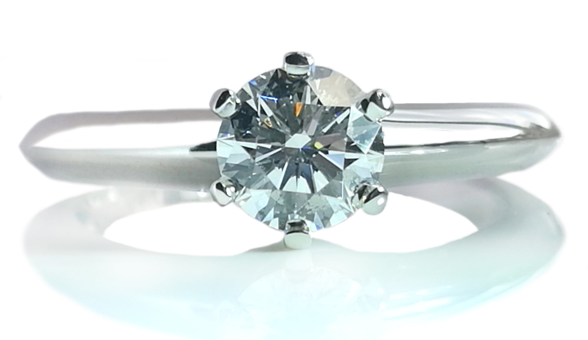 Tiffany & Co. 0.52ct F/VVS2 Round Brilliant Diamond Engagement Ring