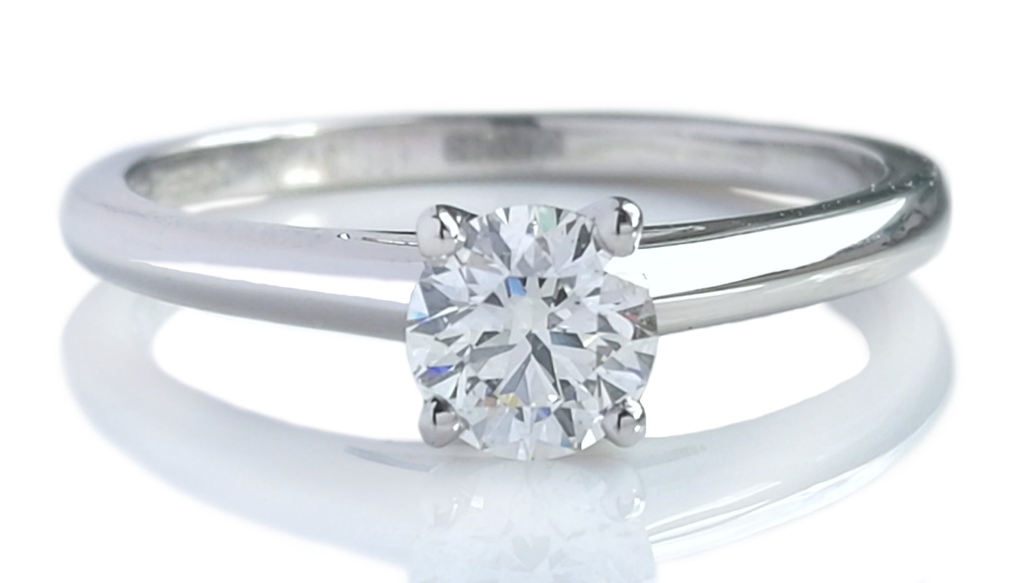 De Beers 0.41ct H/SI1 Round Brilliant Cut Diamond Engagement Ring