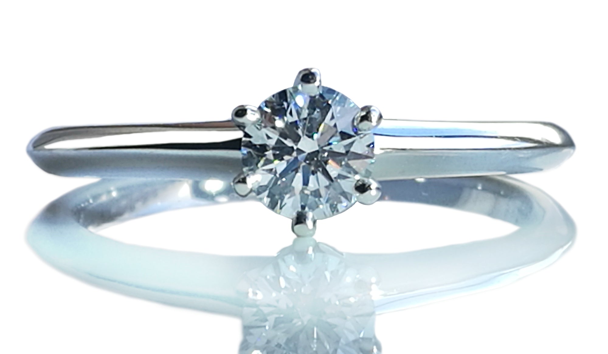 Tiffany & Co .38ct E/VS1 Round Brilliant Cut Diamond Engagement Ring SZ P