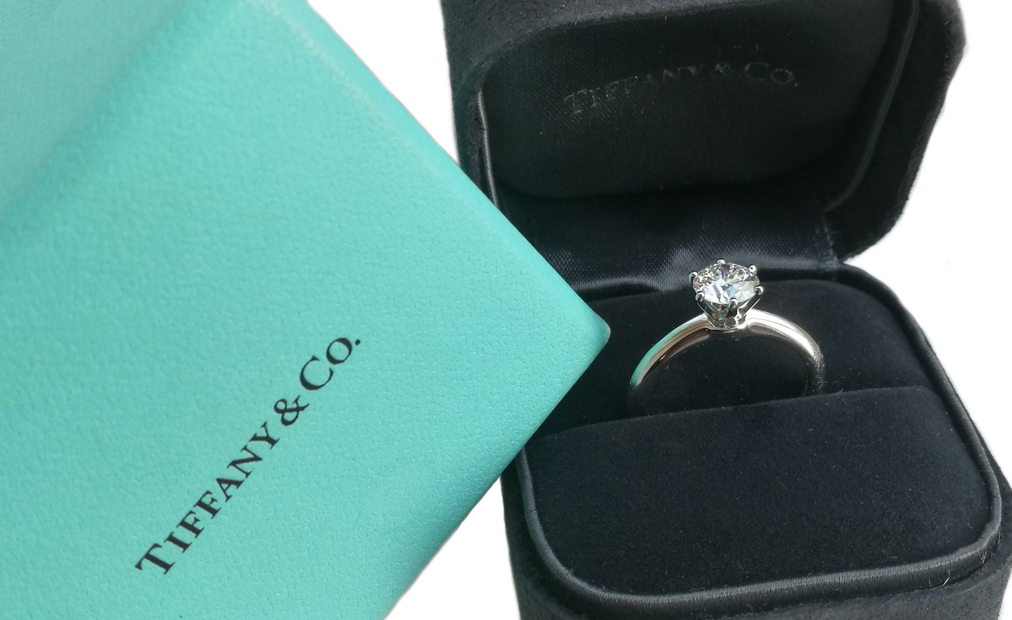 Tiffany & Co 0.89ct E/VVS2 Triple-X Round Brilliant Cut Diamond Engagement Ring