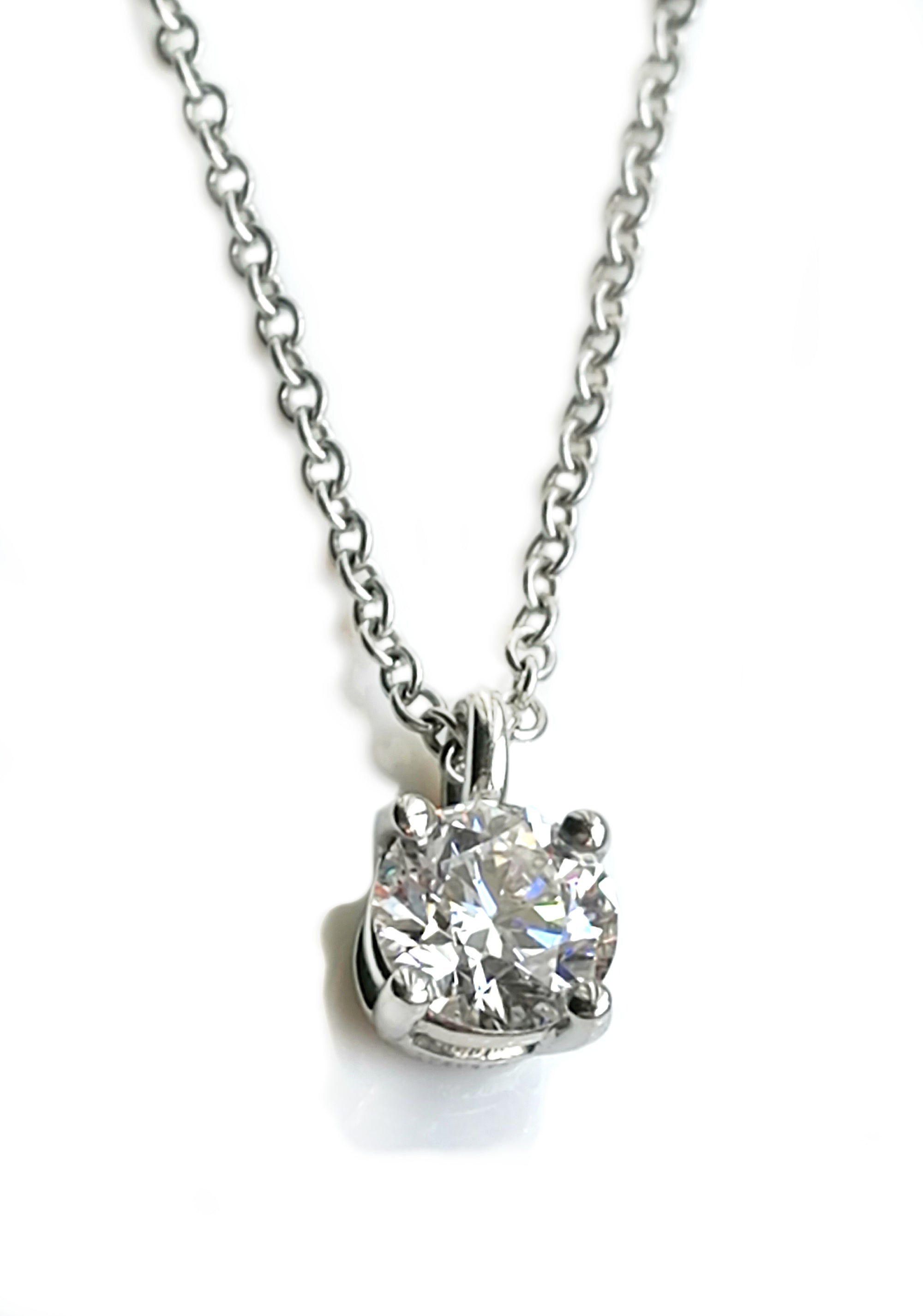 Tiffany & Co. 0.40ct G/VS2 Round Brilliant Diamond Pendant / Necklace