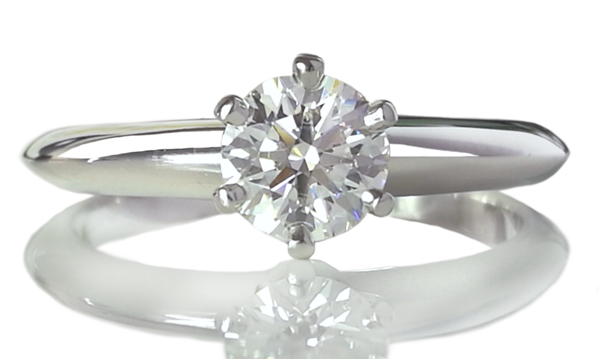 Tiffany & Co. 0.55ct G/VS Round Brilliant Diamond Engagement Ring