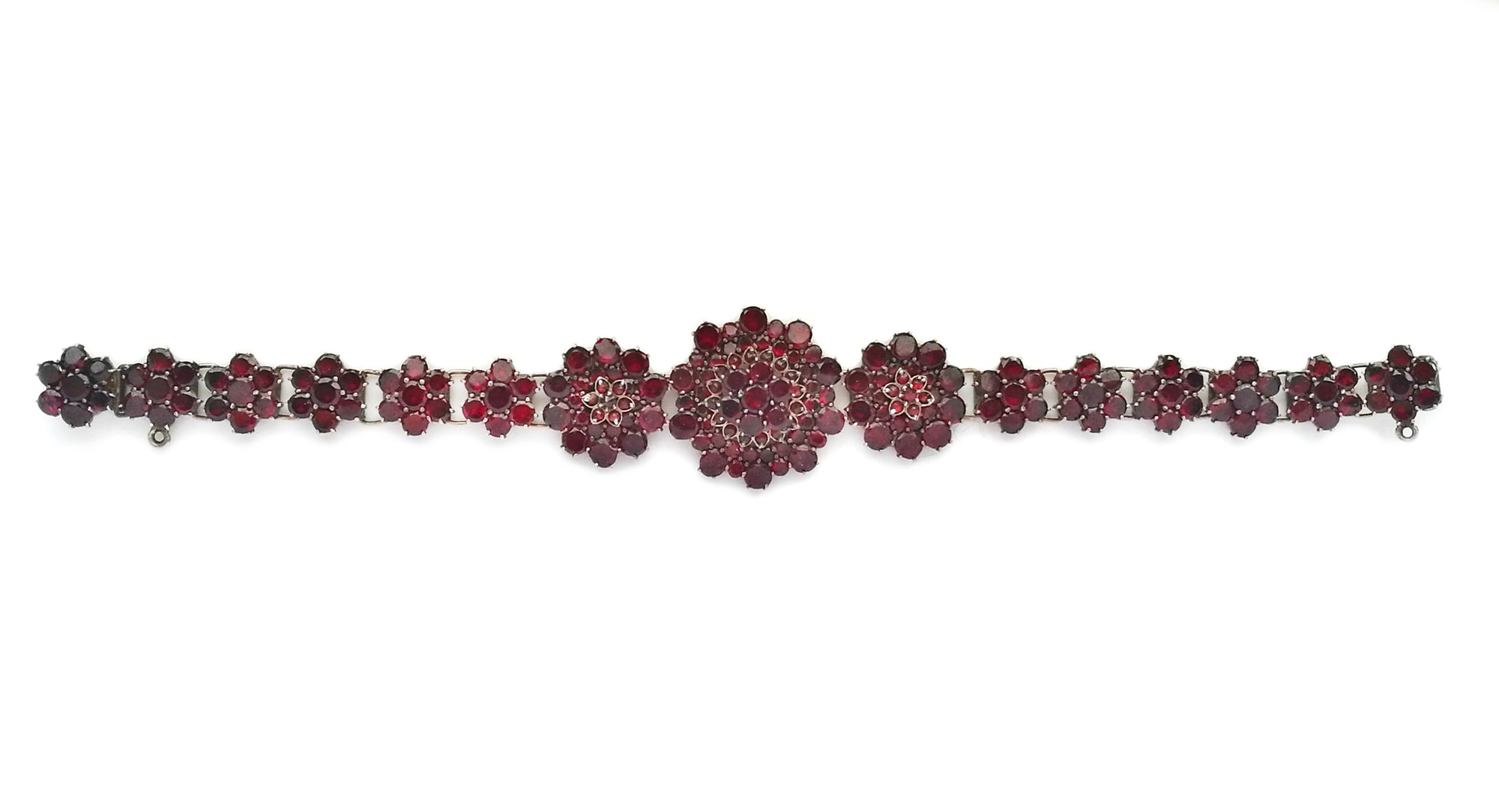 Antique Victorian 1890s Bohemian Garnet Bracelet