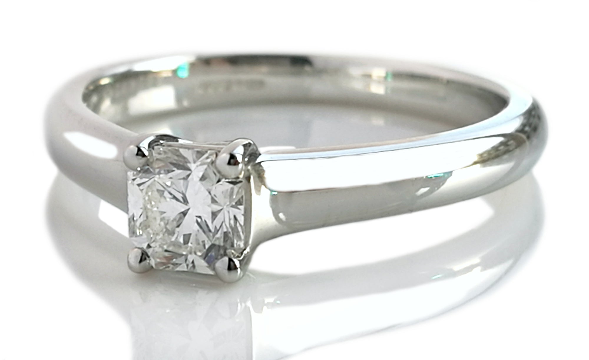 Tiffany & Co. 0.31ct G/VVS2 Lucida Cut Diamond Engagement Ring