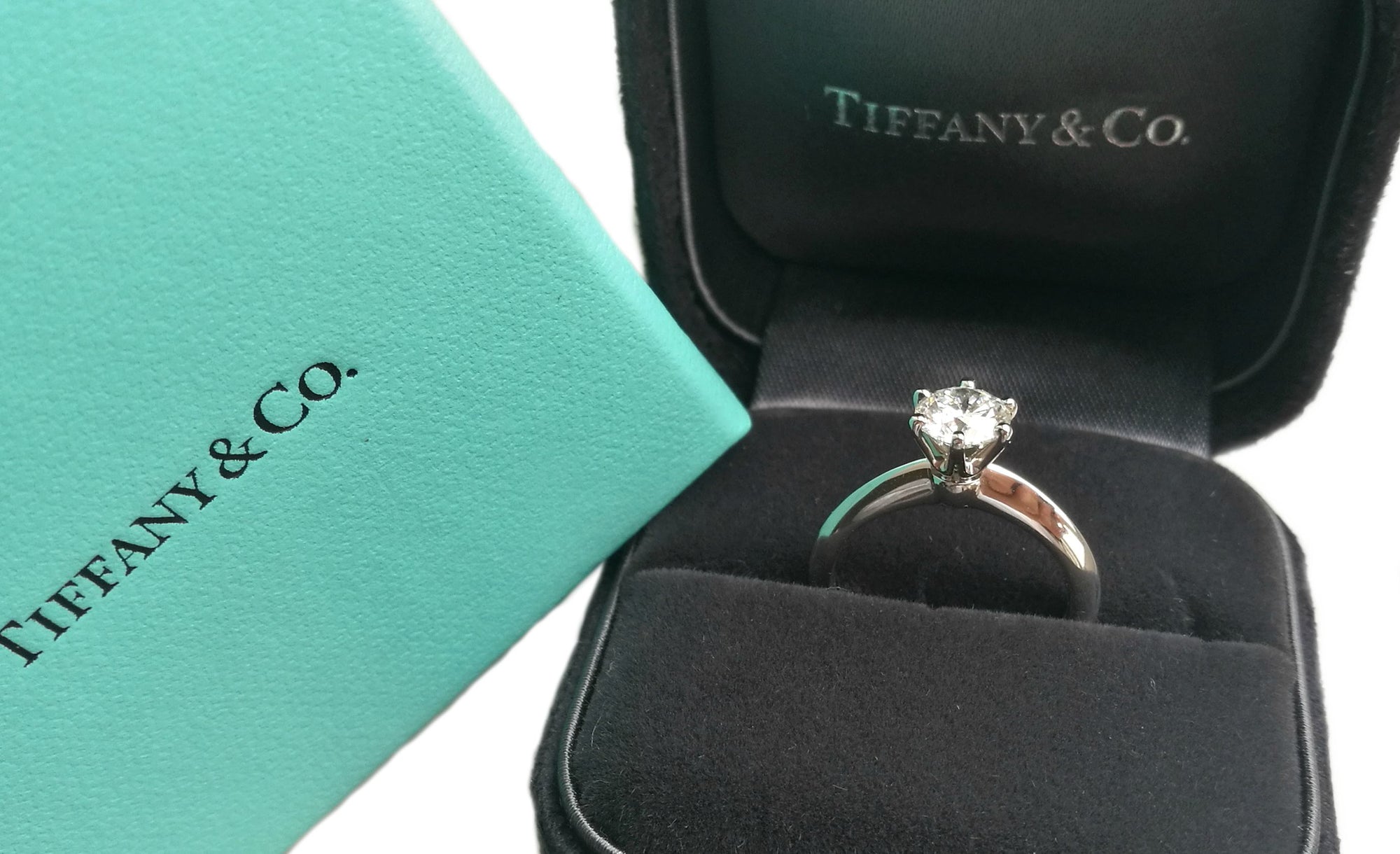 Tiffany & Co. 0.74ct F/VS1 Diamond Engagement Ring in box