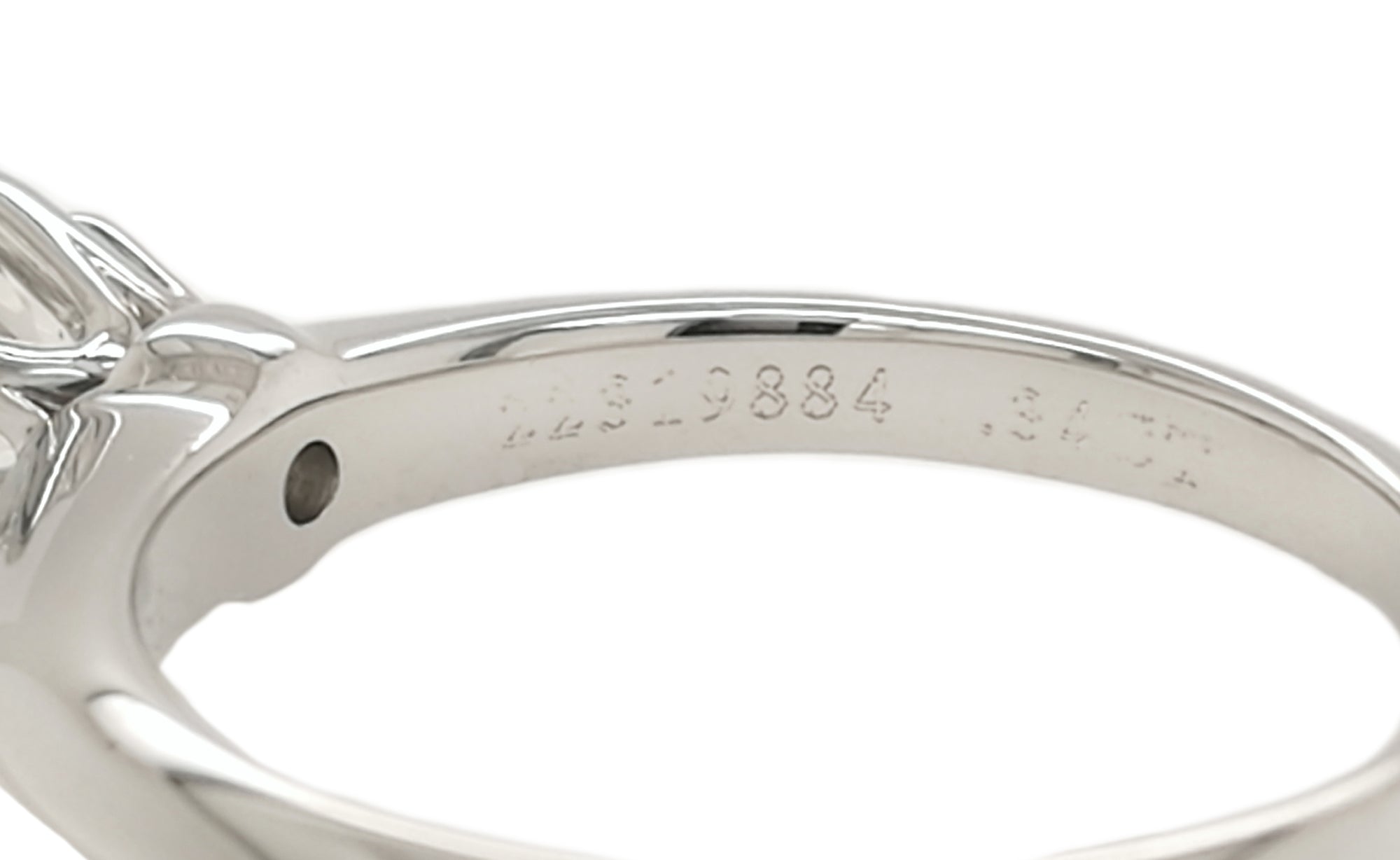 Tiffany & Co. 0.34ct H/VVS1 Round Brilliant Cut Diamond Engagement Ring