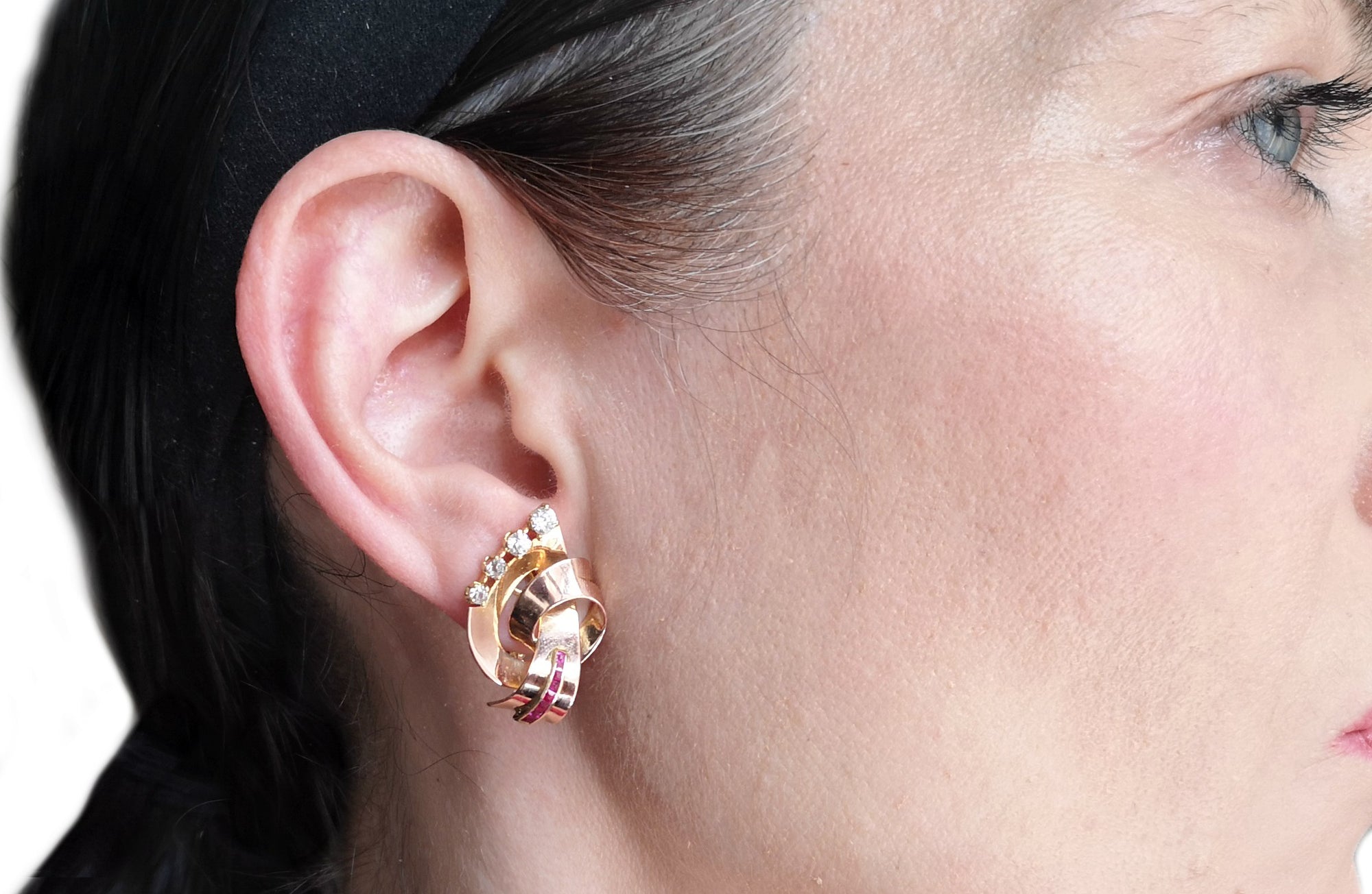 Retro 1940s 18k Rose Gold 0.5ct Old Cut Diamond & Ruby Clip Earrings