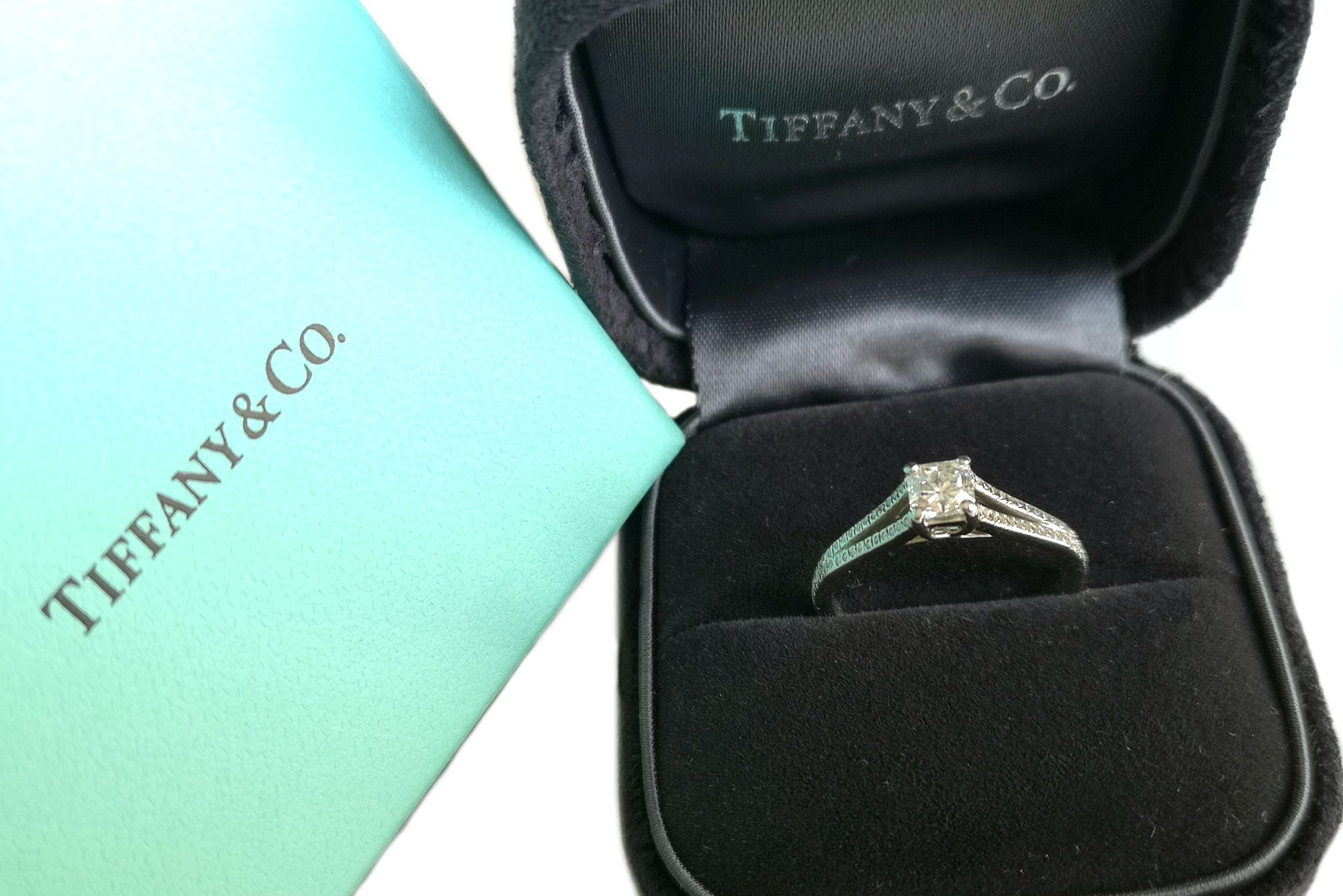 Tiffany & Co. 0.40ct Lucida Split Shank Diamond Set Engagement Ring in Tiffany blue box
