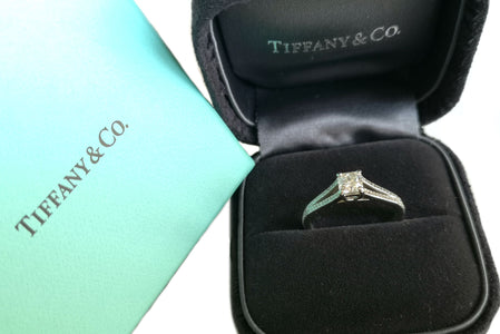 Tiffany & Co. 0.40ct Lucida Split Shank Diamond Set Engagement Ring in Tiffany blue box