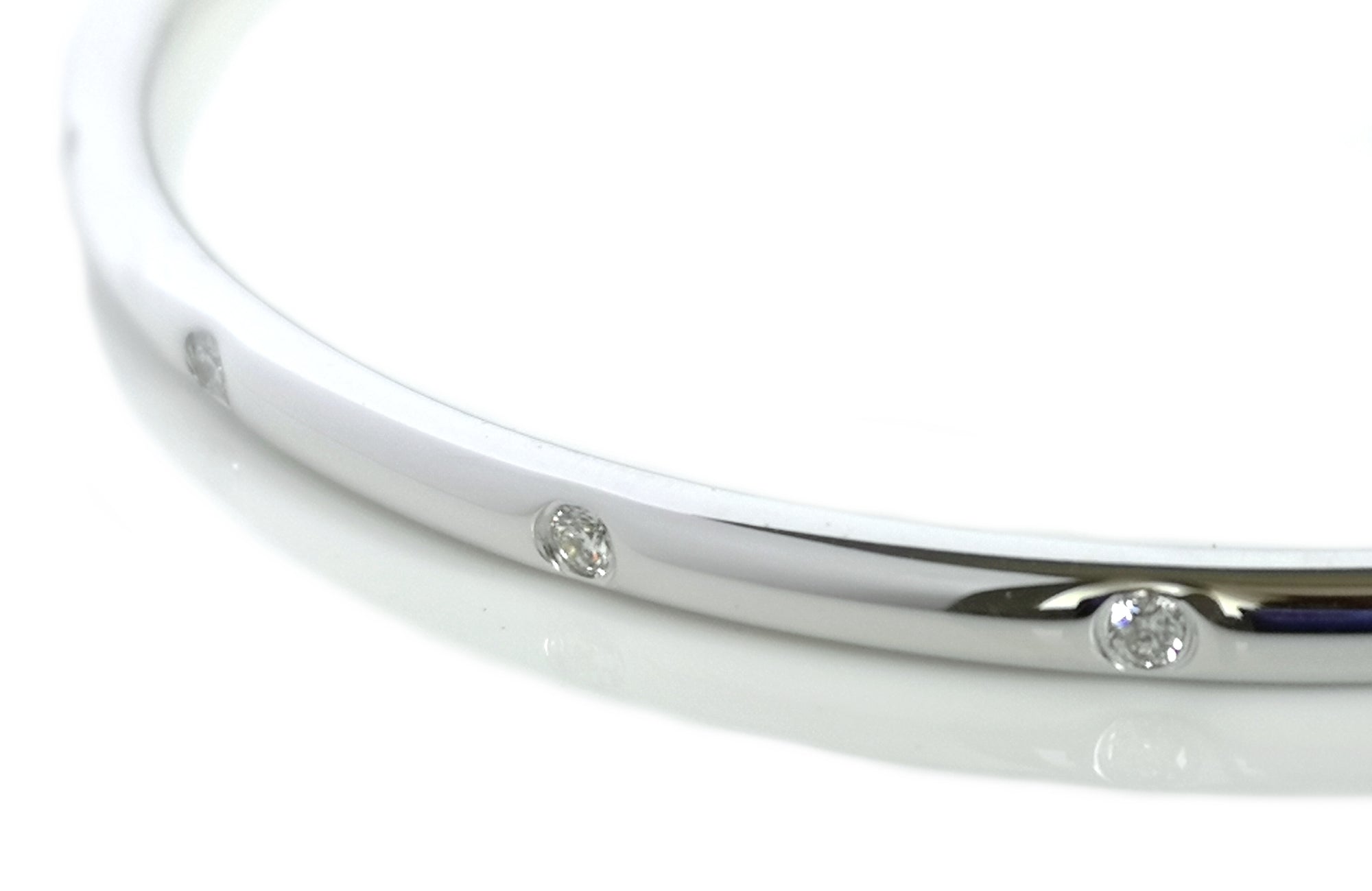 Tiffany & Co. 0.32ct 16-Diamond Bracelet / Bangle