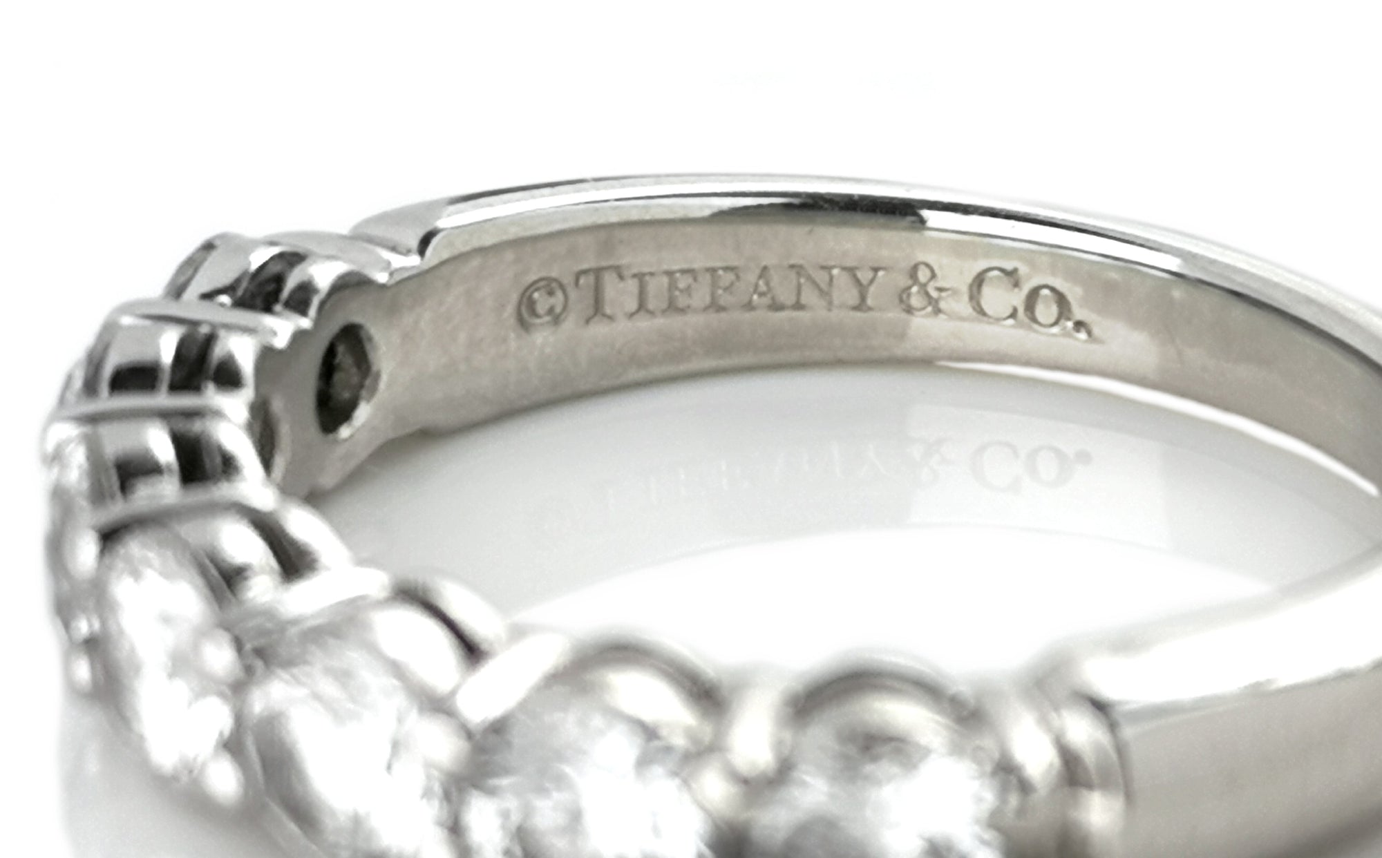 Tiffany & Co .91ct 3.5mm Diamond Embrace Wedding Eternity Ring Sz J RRP £6850