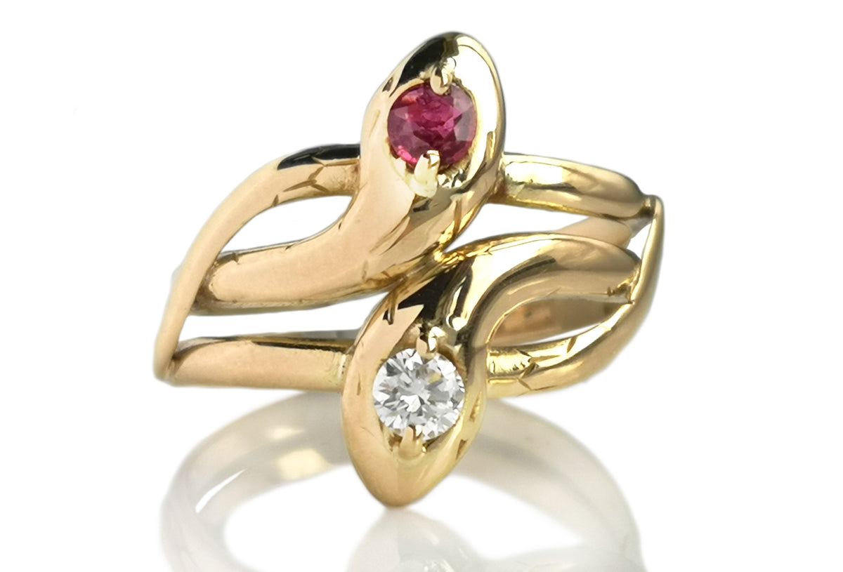 Vintage Double Snake Head Serpent Ring With Ruby & Diamond 18k Gold
