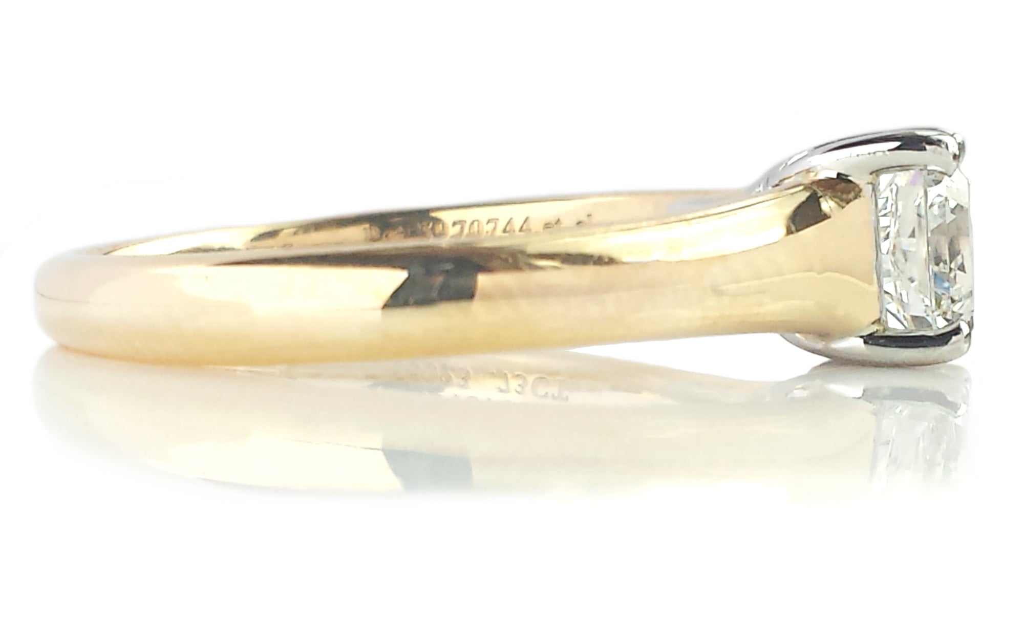 Tiffany & Co. 0.73ct G/VS Lucida Diamond & 18K Gold Engagement Ring