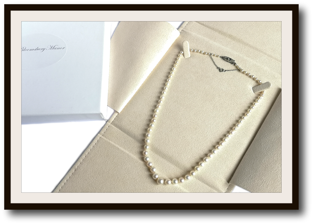 Vintage Akoya Hand Knotted Graduated Pearl Necklace 18 in