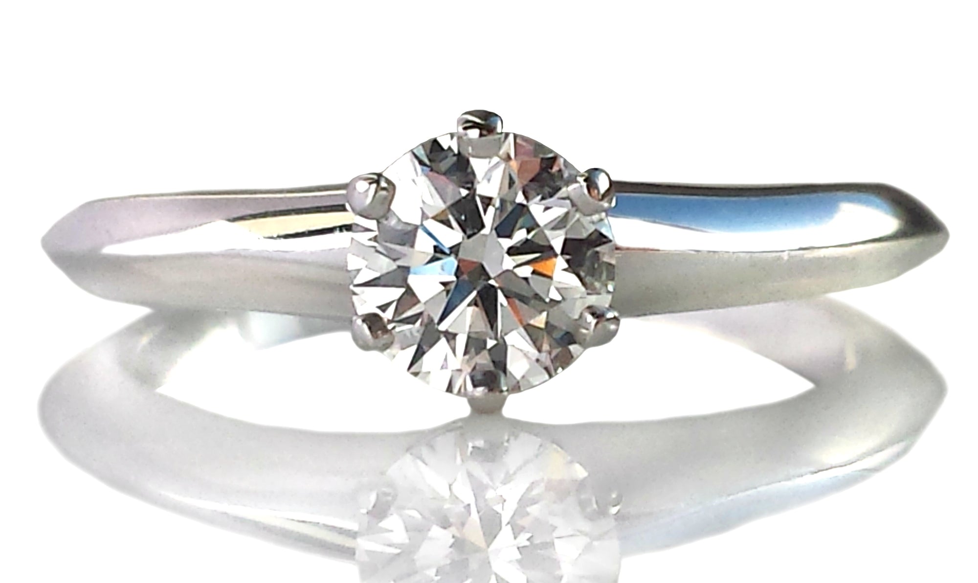 Tiffany & Co .50ct I/VS1 Round Brilliant Diamond Engagement Ring