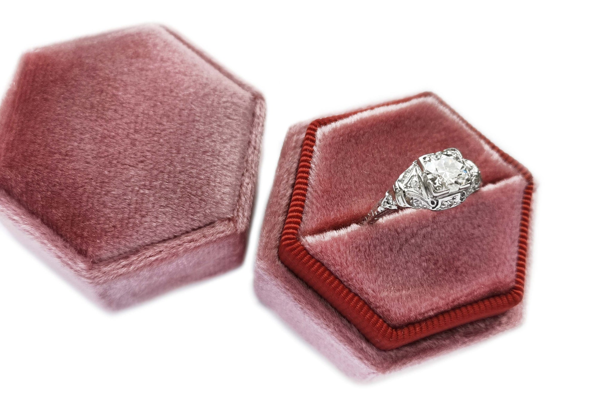Art Deco 0.80ct G/VS Old European Cut Diamond Engagement Ring in ring box