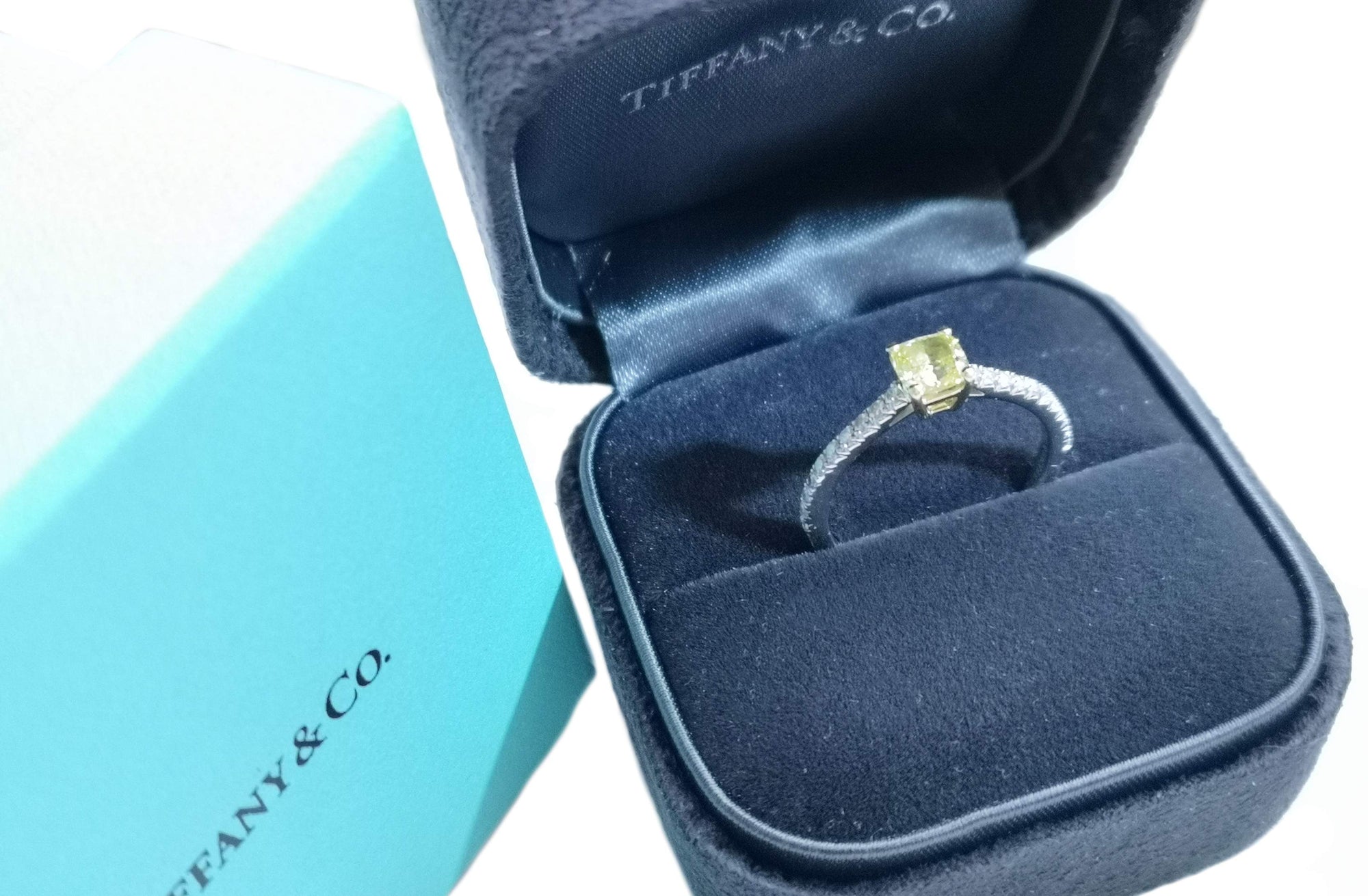 Tiffany & Co. 0.53ct FVY/VS1 Fancy Vivid Yellow 'Novo' Diamond Engagement Ring