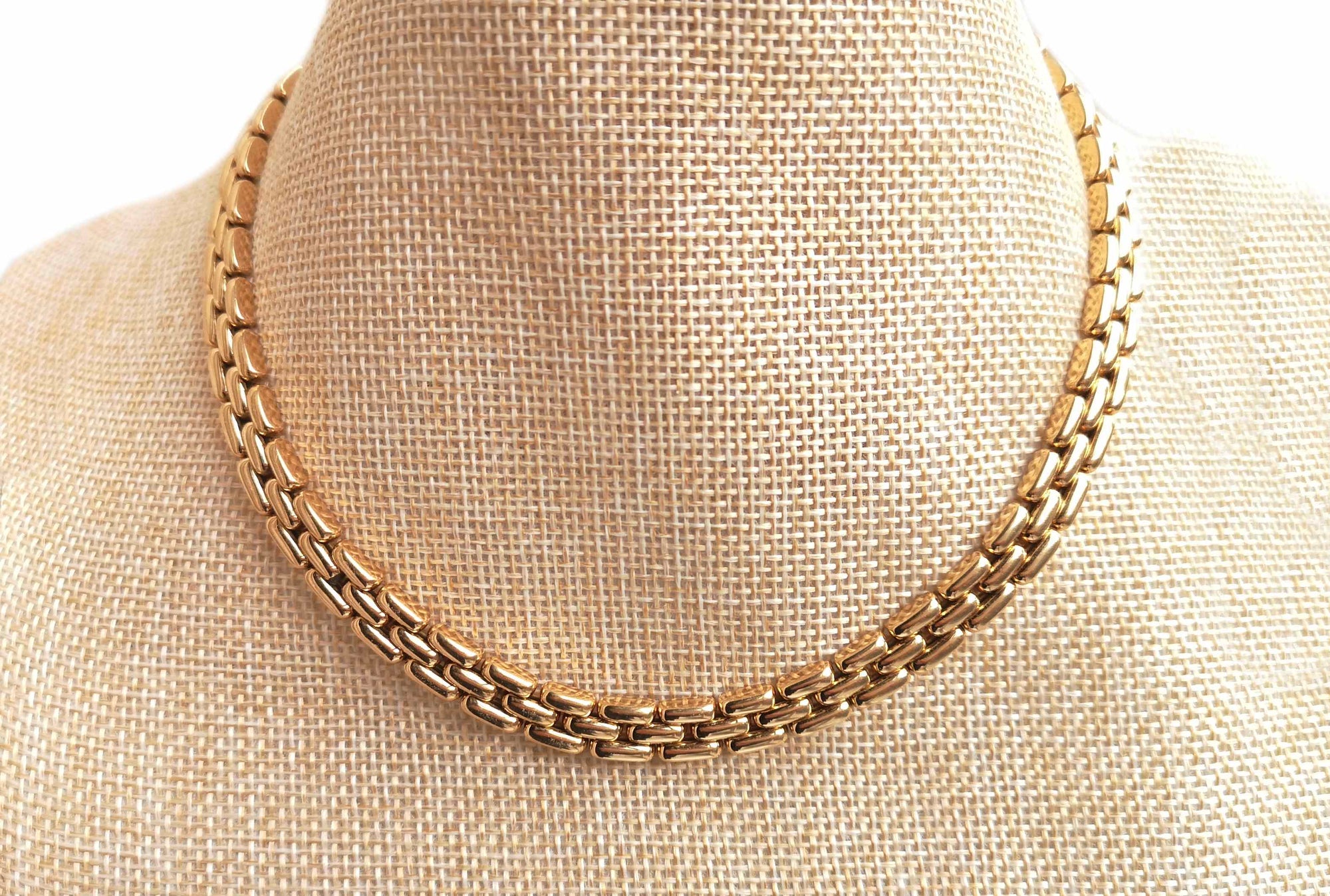 Vintage 1980s Cartier Maillon Panthere Necklace in 18K Yellow Gold, 16 inches