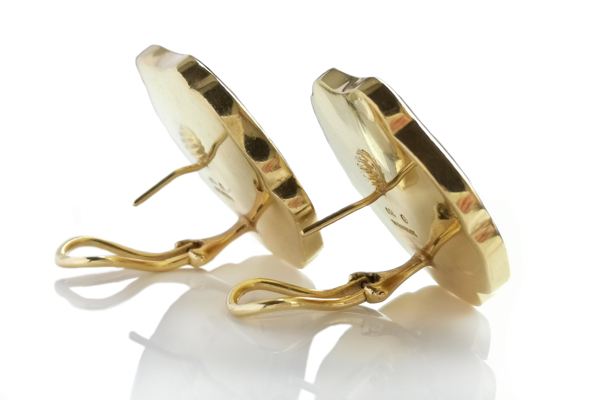 Tiffany & Co. 1970s Angela Cummings Pansy Earrings in Mother of Pearl & Onyx