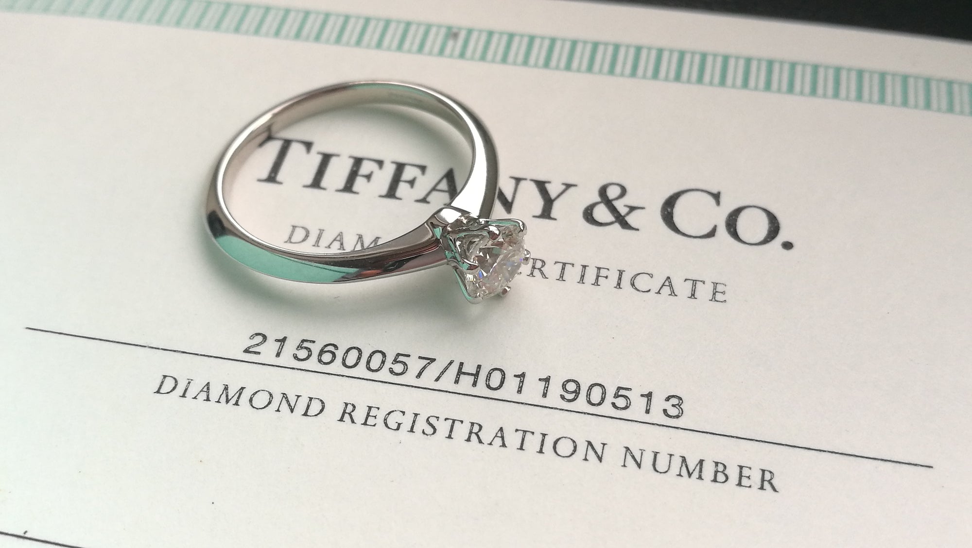 Tiffany & Co. 0.49ct H/VS1 Round Brilliant Cut Diamond Engagement Ring