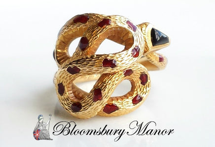 Cartier Rare Vintage 1970s Snake / Serpent Ring 18K Yellow Gold, Onyx & Enamel - Bloomsbury Manor Ltd