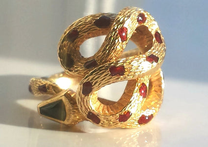 Cartier Rare Vintage 1970s Snake / Serpent Ring 18K Yellow Gold, Onyx & Enamel - Bloomsbury Manor Ltd