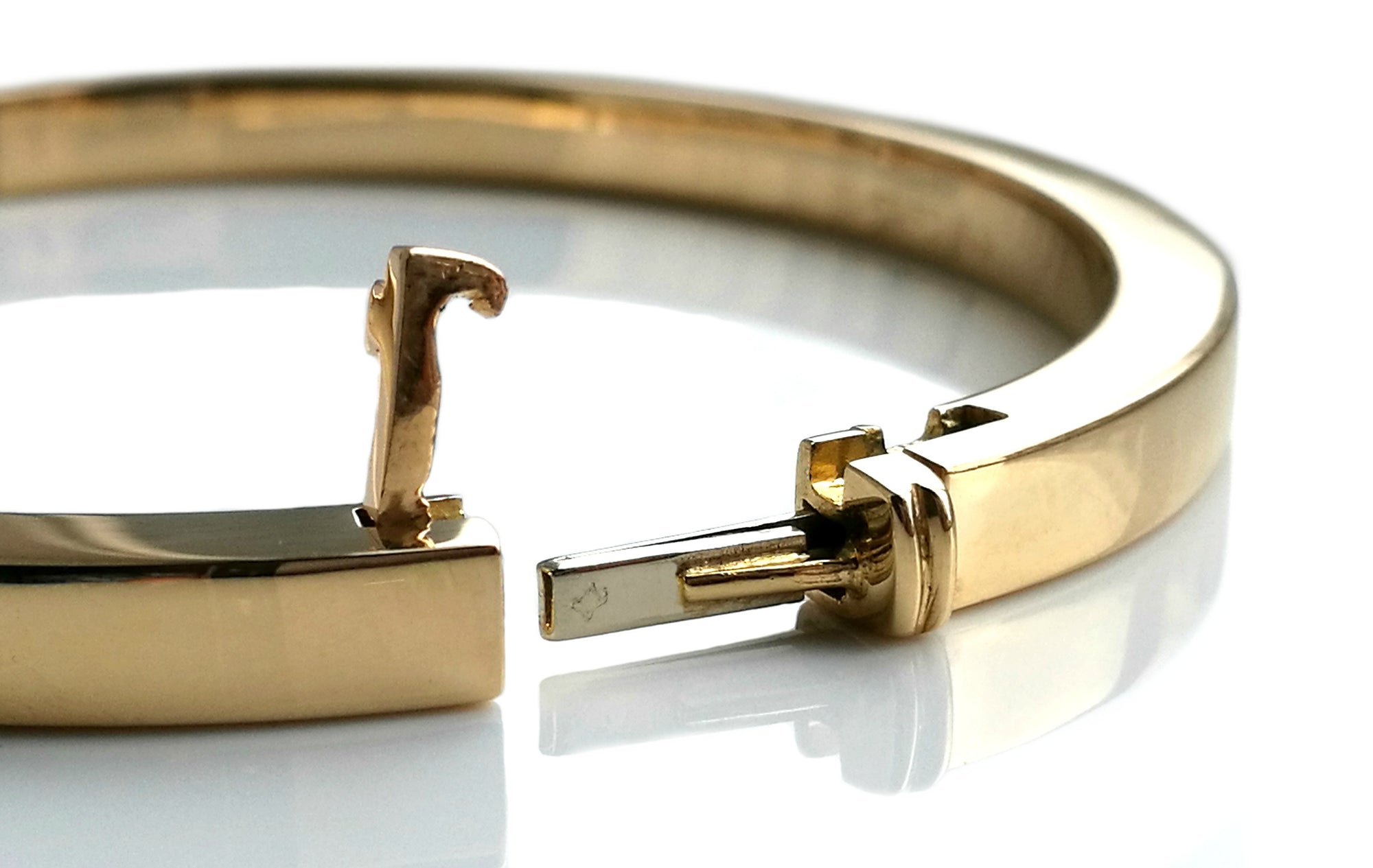 Cartier Princess Cut Diamond Bracelet Bangle 18k Yellow Gold Sz 18