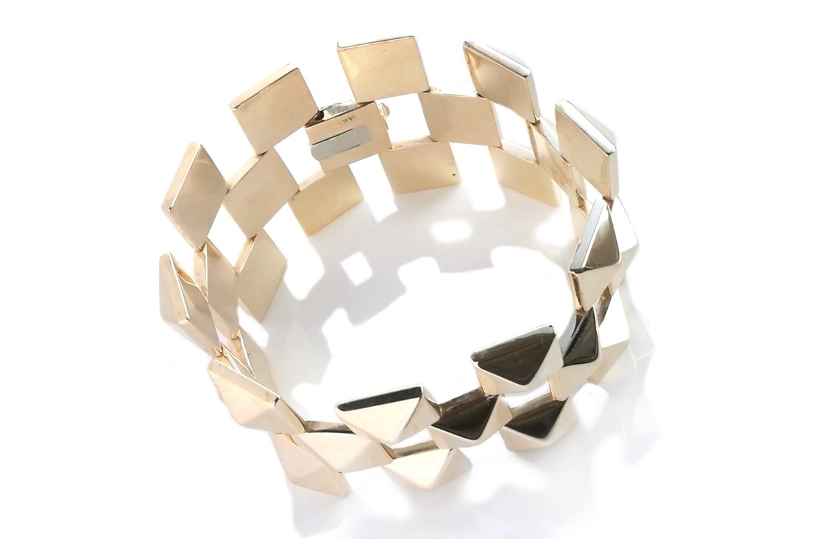 Retro Vintage 1960s Pyramid Tank Bracelet in 14k Yellow Gold - Bloomsbury Manor Ltd
