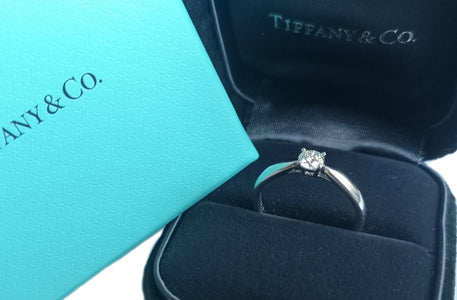 Tiffany & Co. 0.23ct H/VS Harmony Round Brilliant Diamond Engagement Ring - Bloomsbury Manor Ltd