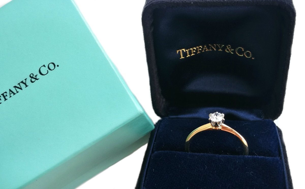 Tiffany & Co. 0.23ct Round Brilliant Diamond & 18K Gold Engagement Ring - Bloomsbury Manor Ltd