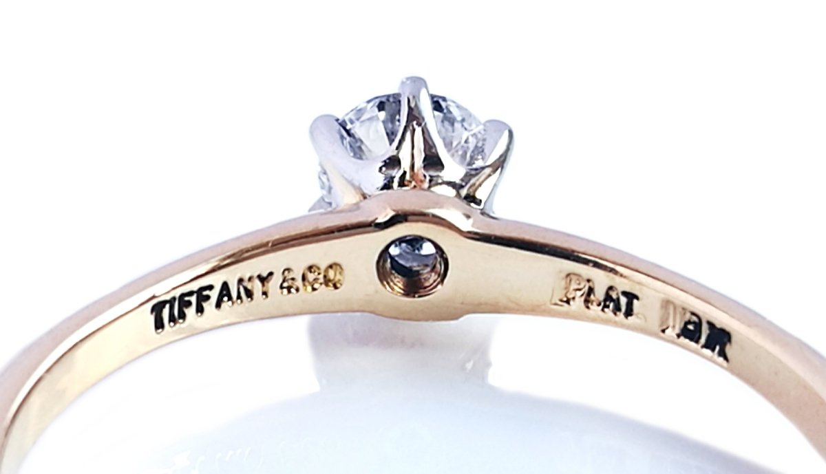 Tiffany & Co. 0.23ct Round Brilliant Diamond & 18K Gold Engagement Ring - Bloomsbury Manor Ltd