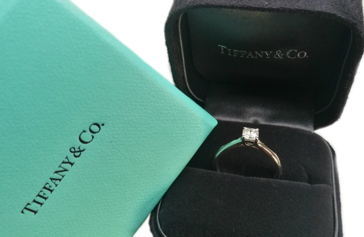 Tiffany & Co. 0.31ct G/VVS2 Lucida Cut Diamond Engagement Ring - Bloomsbury Manor Ltd