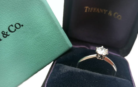 Tiffany & Co. 0.38ct G/VS Round Brilliant Diamond Engagement Ring - Bloomsbury Manor Ltd