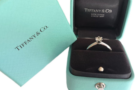 Tiffany & Co. 0.40ct I/VS2 Triple XXX Round Brilliant Diamond Engagement Ring - Bloomsbury Manor Ltd