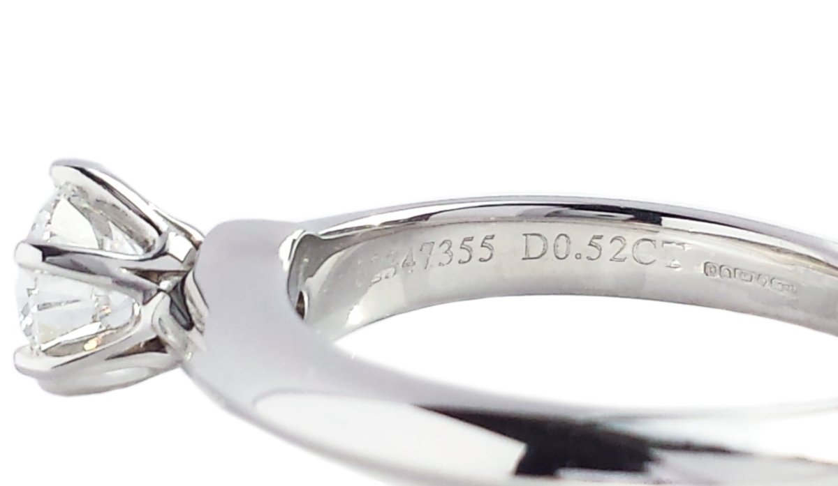 Tiffany & Co. 0.52ct E/VS2 Triple XXX Round Brilliant Diamond Engagement Ring - Bloomsbury Manor Ltd