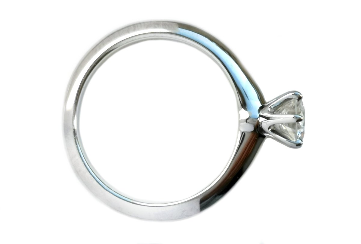 Tiffany & Co. 0.52ct Triple XXX H/VVS2 Round Brilliant Diamond Engagement Ring - Bloomsbury Manor Ltd