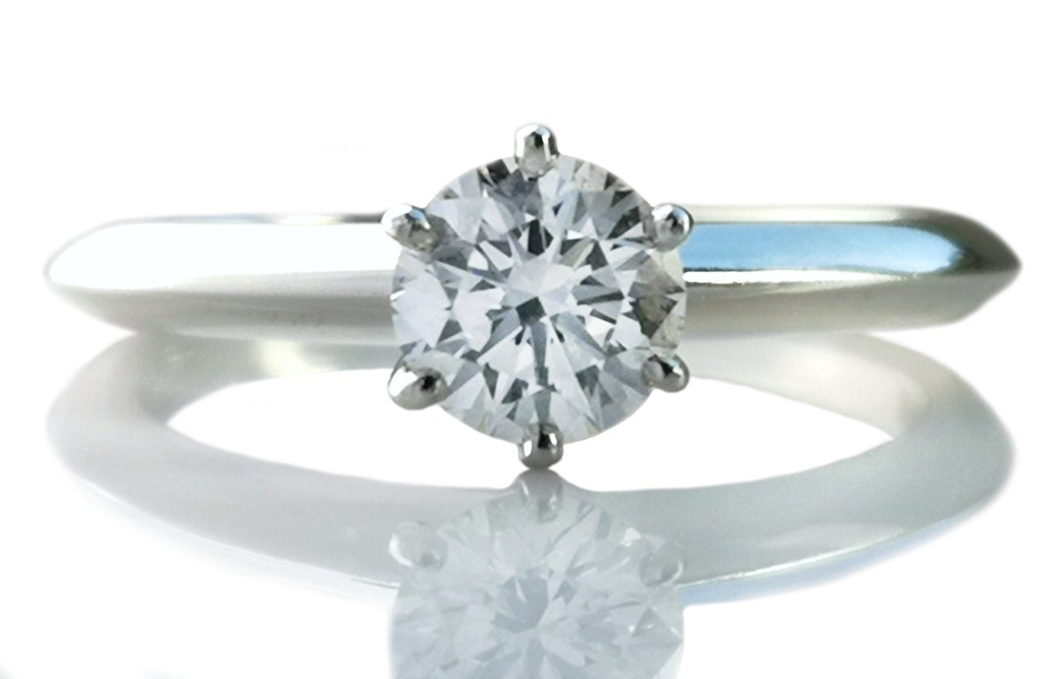 Tiffany & Co. 0.52ct Triple XXX H/VVS2 Round Brilliant Diamond Engagement Ring - Bloomsbury Manor Ltd