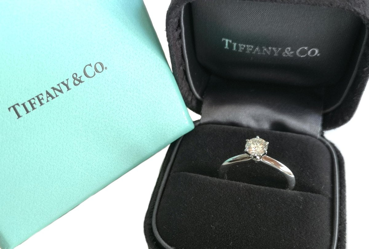 Tiffany & Co. 0.52ct Triple XXX H/VVS2 Round Brilliant Diamond Engagement Ring - Bloomsbury Manor Ltd