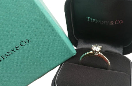 Tiffany & Co. 0.70ct I/VVS2 Triple XXX Round Brilliant Diamond Engagement Ring - Bloomsbury Manor Ltd