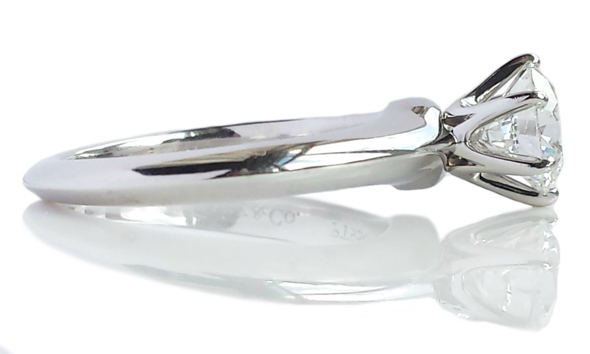 Tiffany & Co. 0.94ct F/VVS2 Triple XXX Round Brilliant Engagement Ring - Bloomsbury Manor Ltd