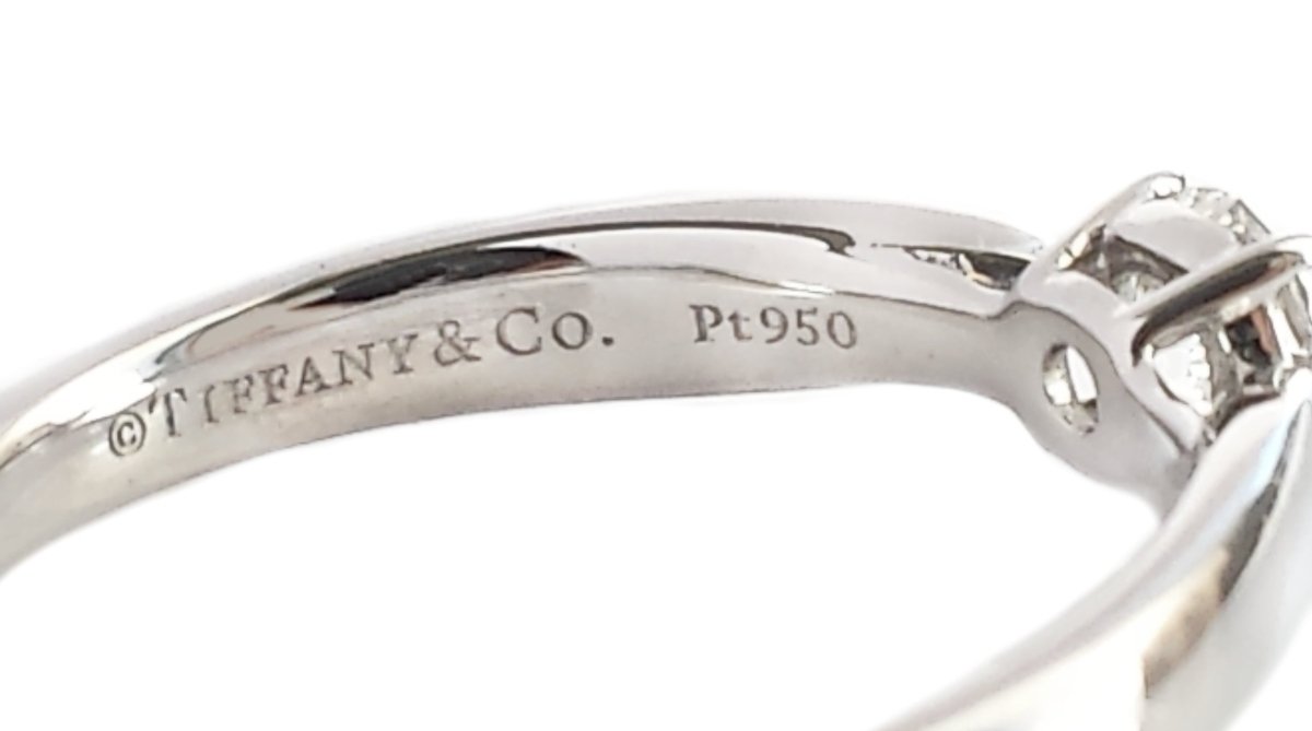 Tiffany & Co .26ct Triple XXX I/VS1 Harmony Round Brilliant Diamond Engagement Ring - Bloomsbury Manor Ltd