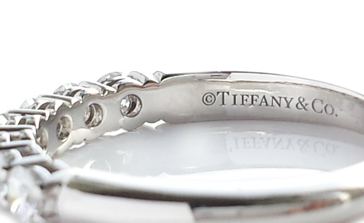 Tiffany & Co .57ct 3mm Diamond Embrace Wedding Band Ring - Bloomsbury Manor Ltd