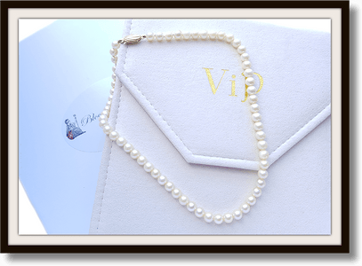 Vintage 1980s 15in Akoya Cultured Pearl Necklace Yellow Gold Clasp - Bloomsbury Manor Ltd
