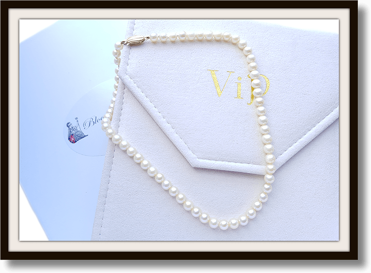 Vintage 1980s 15in Akoya Cultured Pearl Necklace Yellow Gold Clasp - Bloomsbury Manor Ltd