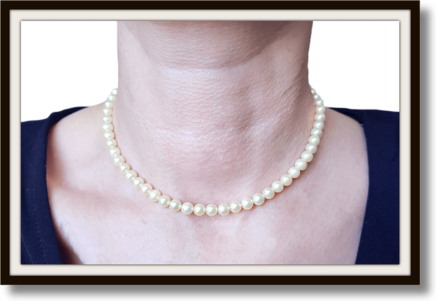 Vintage 1980s 15in Akoya Cultured Pearl Necklace Yellow Gold Clasp - Bloomsbury Manor Ltd