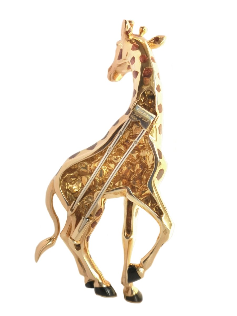 Vintage 1980s Cartier Enamel Giraffe Brooch with Emerald Set Eyes - Bloomsbury Manor Ltd